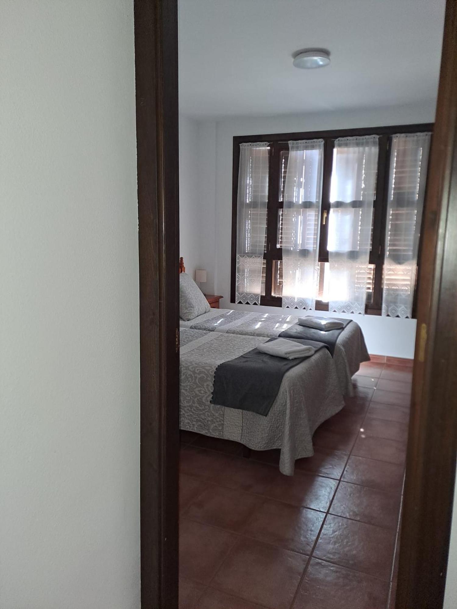 Hotel Delicias à Peraltilla Extérieur photo
