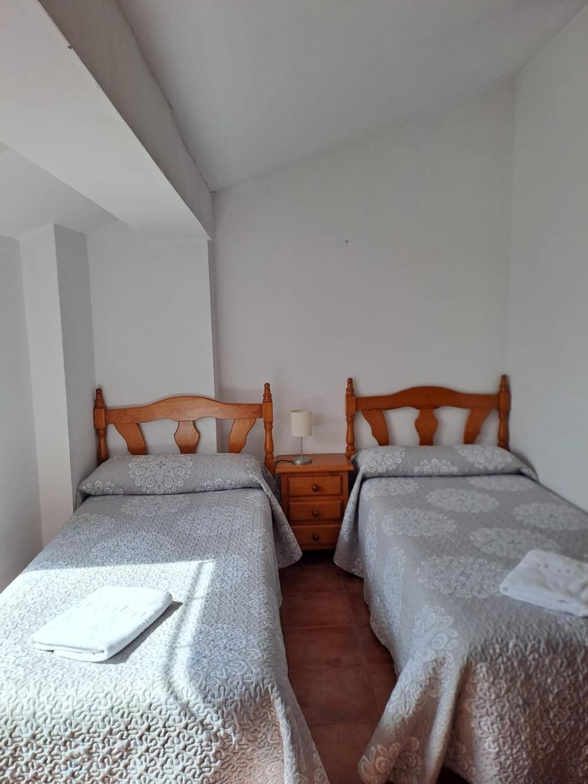 Hotel Delicias à Peraltilla Extérieur photo